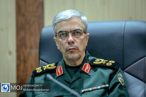 الحاق ناوشکن دماوند در راستای مأموریت گشت راهبردی دور کره زمین است