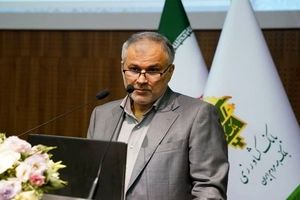 عضو هیأت مدیره بانک کشاورزی خبر داد: حمایت 94 هزار میلیارد ریالی از گلخانه ها و روش های نوین آبیاری