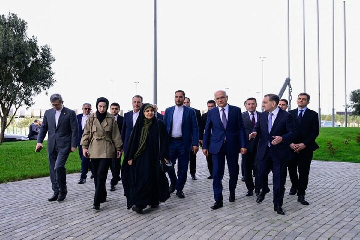 فرزانه صادق