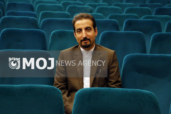 نمایش «گنج خسیس» به بیست و چهارمین جشنواره ملی تئاتر لاله های سرخ راه یافت