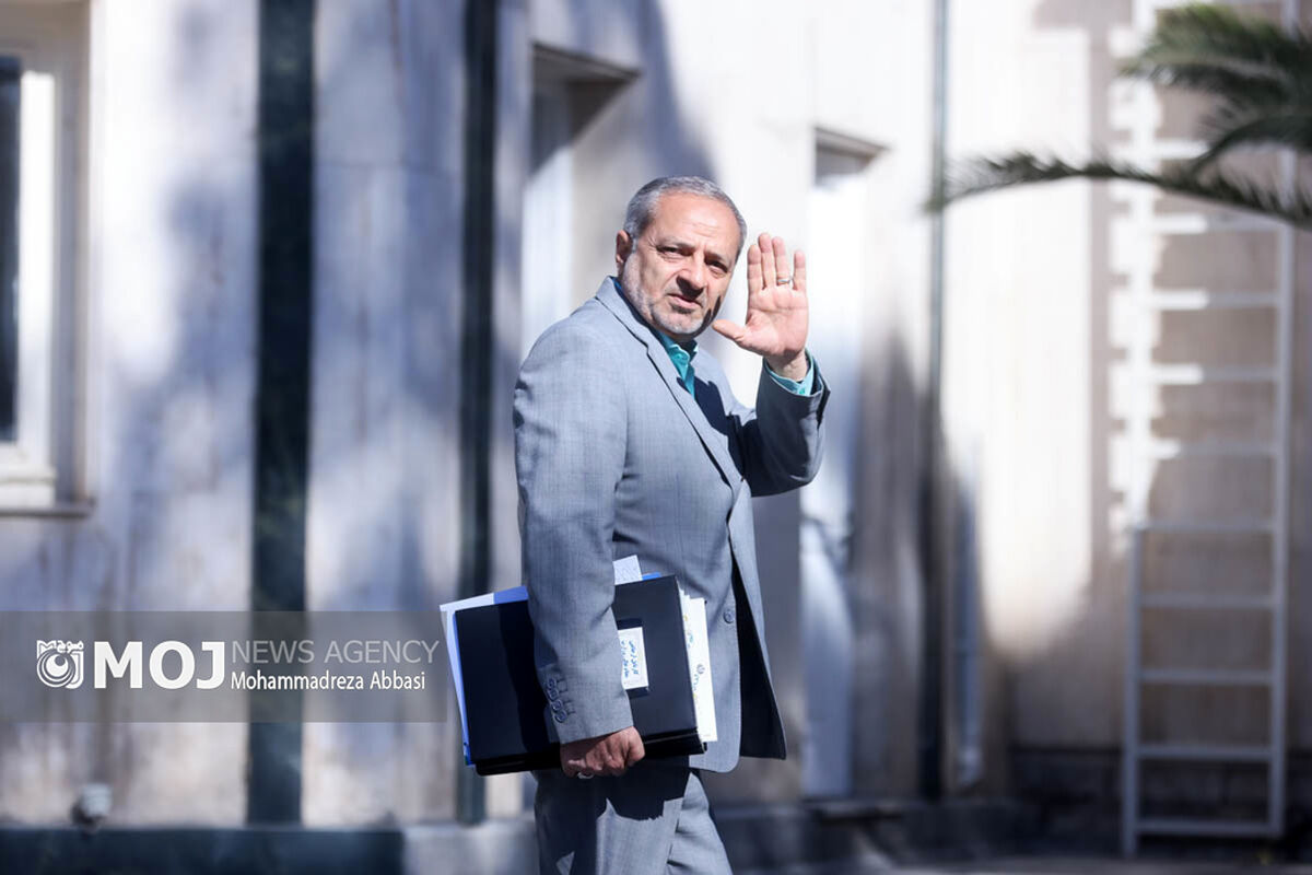 حاشیه جلسه هیات دولت - ۱۶ آبان