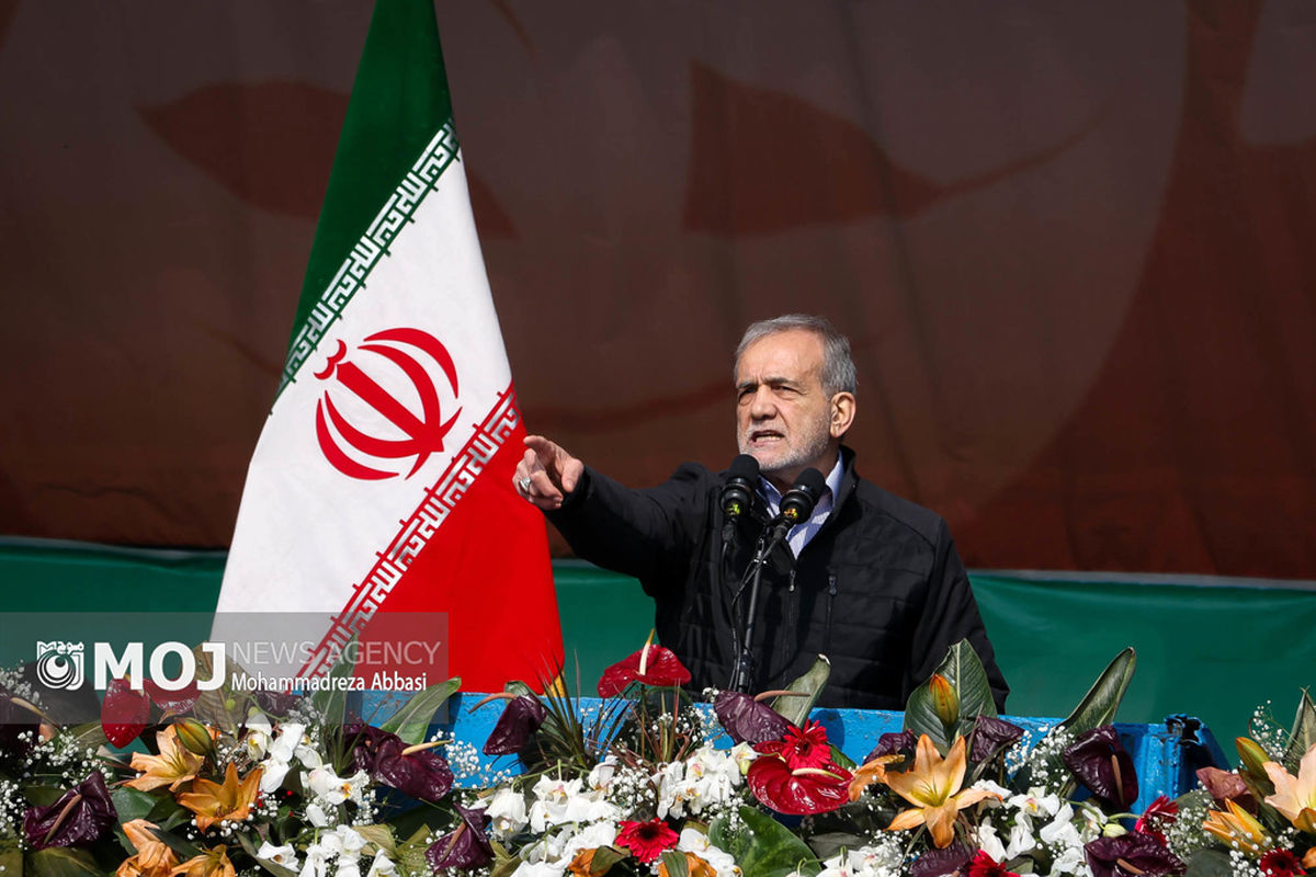 مراسم ۲۲ بهمن در میدان آزادی