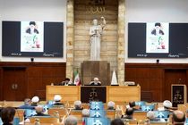 مطالبات اصناف و بازاریان منطقی و قانونی بود