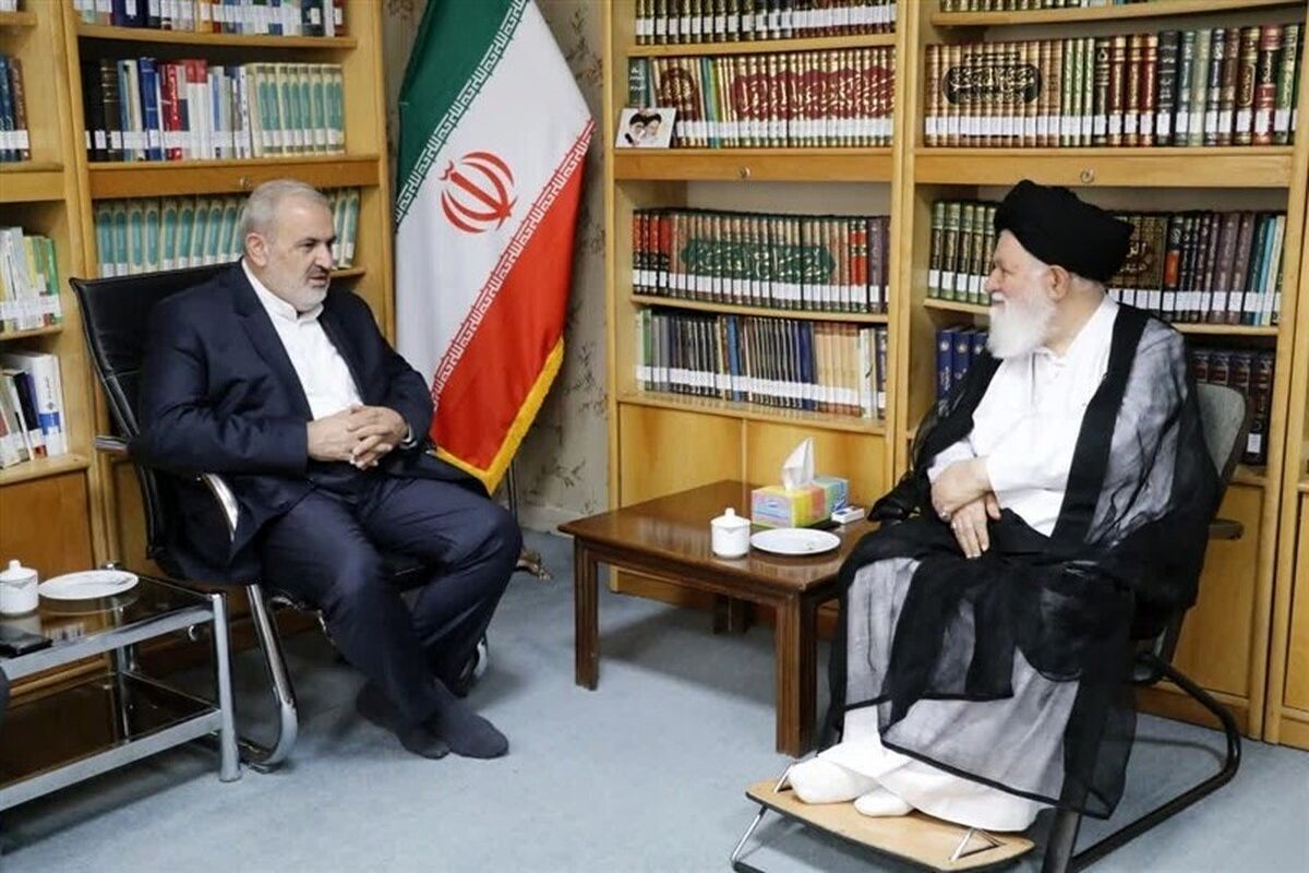 وزیر سمت و آیت الله علم الهدی