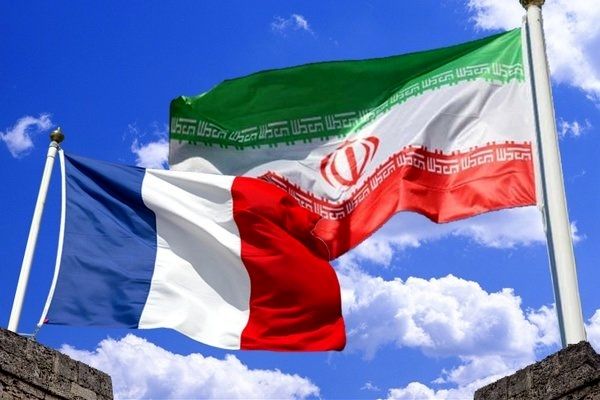 دو محکوم فرانسوی، خاک ایران را ترک کردند