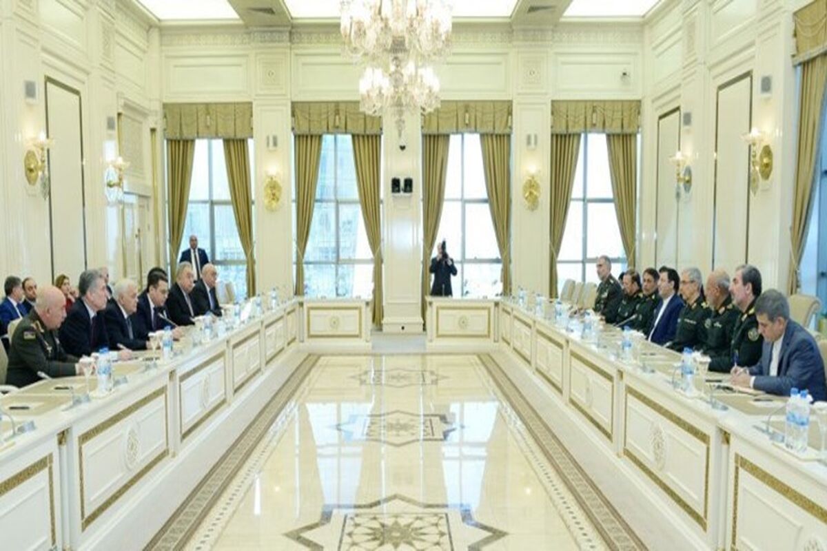 دیدار سرلشکر باقری با رئیس مجلس آذربایجان