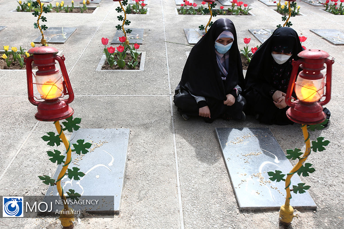 آخرین جمعه سال در قطعه شهدای بهشت زهرا (س)