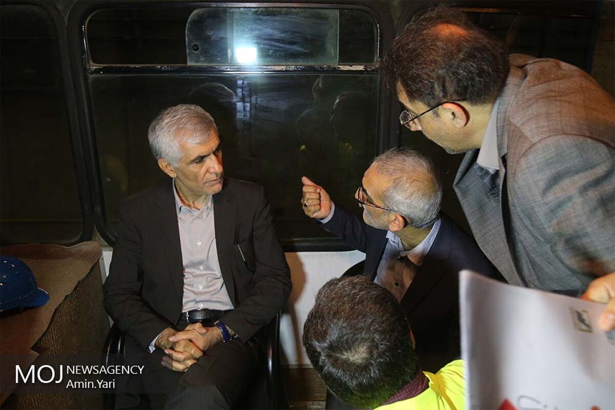 بازدید محمد علی افشانی شهردار تهران از خط 7 مترو
