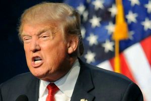 کلینتون با روس ها همکاری کرد نه من!