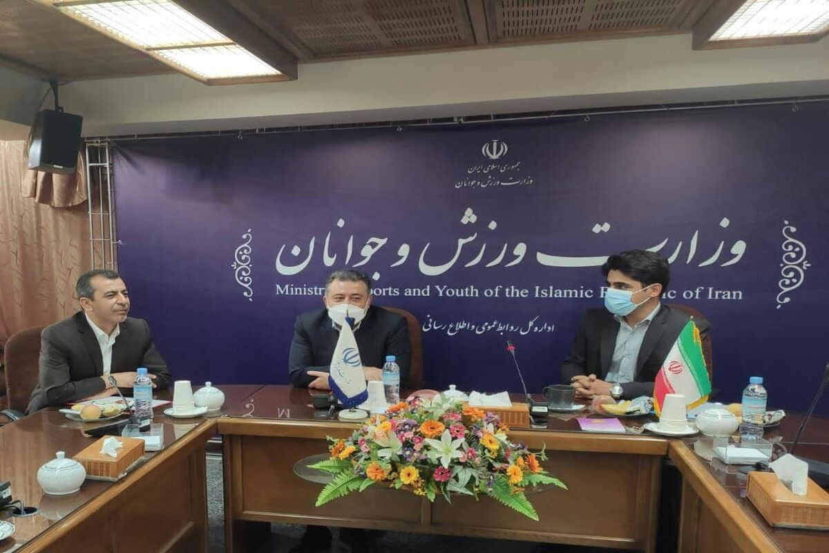دیدار با وزیر ورزش و جوانان