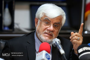 صدا و سیما به دنبال تضعیف دولت است