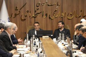 ناترازی نیروی انسانی استان همدان با حضور رئیس سازمان اداری و استخدامی بررسی شد