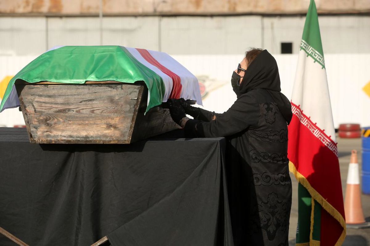 مراسم بدرقه با پیکر آرشا اقدسی