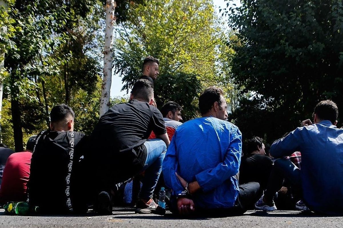 طرح پاکسازی پارک ها در اصفهان