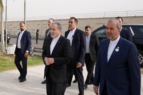 وزیر امور خارجه به یادبود فرماندهان شهید مقاومت ادای احترام کرد