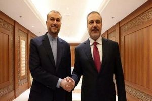 وزیران خارجه ایران و ترکیه دیدار کردند