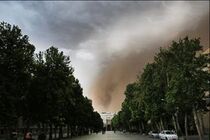 احتمال طوفان گاهی همراه با گردوخاک وجود دارد