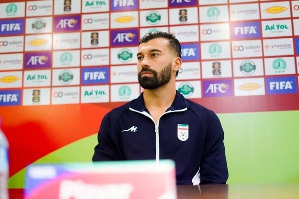 رامین رضاییان از هفته آینده برای فولاد پا به توپ می‌شود