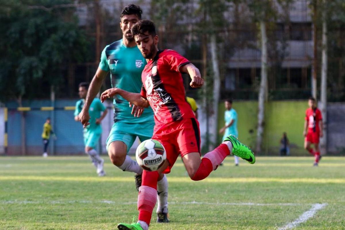 بازی شهرخودرو و گل گهر