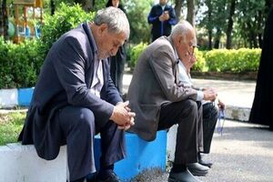 اخبار فرهنگیان / تغییر در پرداخت حقوق فرهنگیان بازنشسته