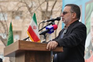 دشمن با تهدید نظامی آرامش مردم را هدف گرفته است