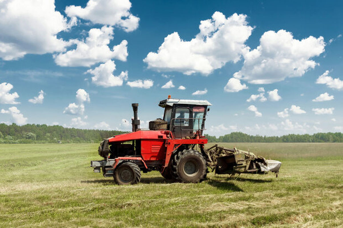 دستگاه تراکتور