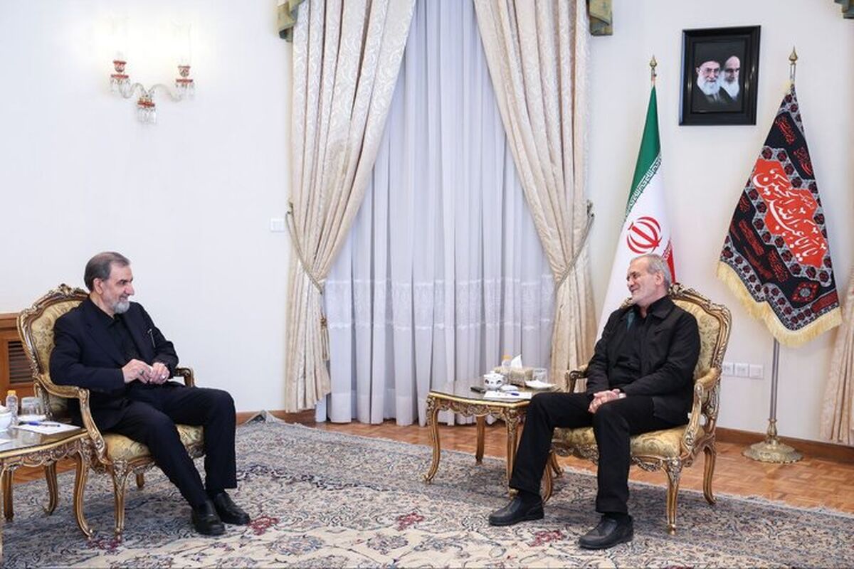 محسن رضایی و مسعود پزشکیان