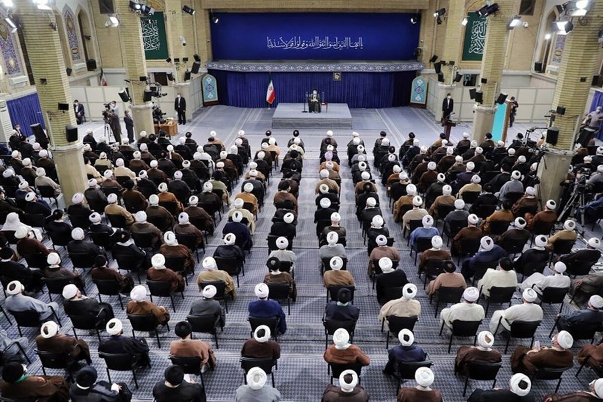 رهبر انقلاب