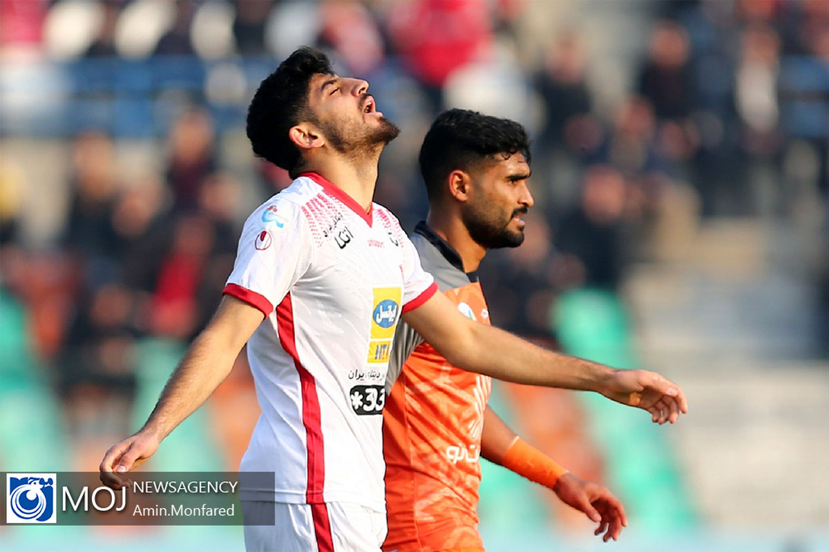 دیدار تیم های فوتبال پرسپولیس و سایپا - ۲۳ آذر ۱۳۹۸