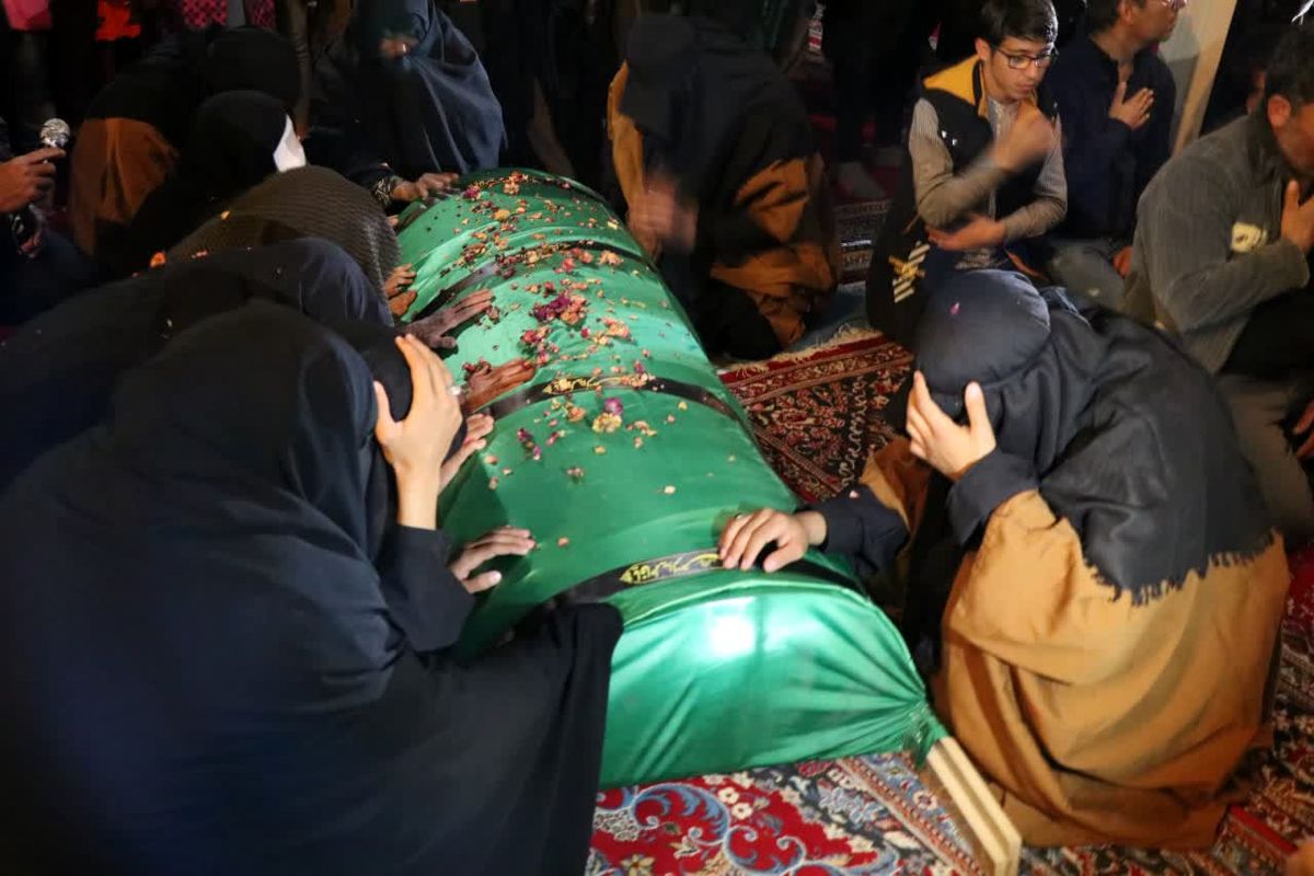 ثبت مراسم یادمان یاس کبود+فارس