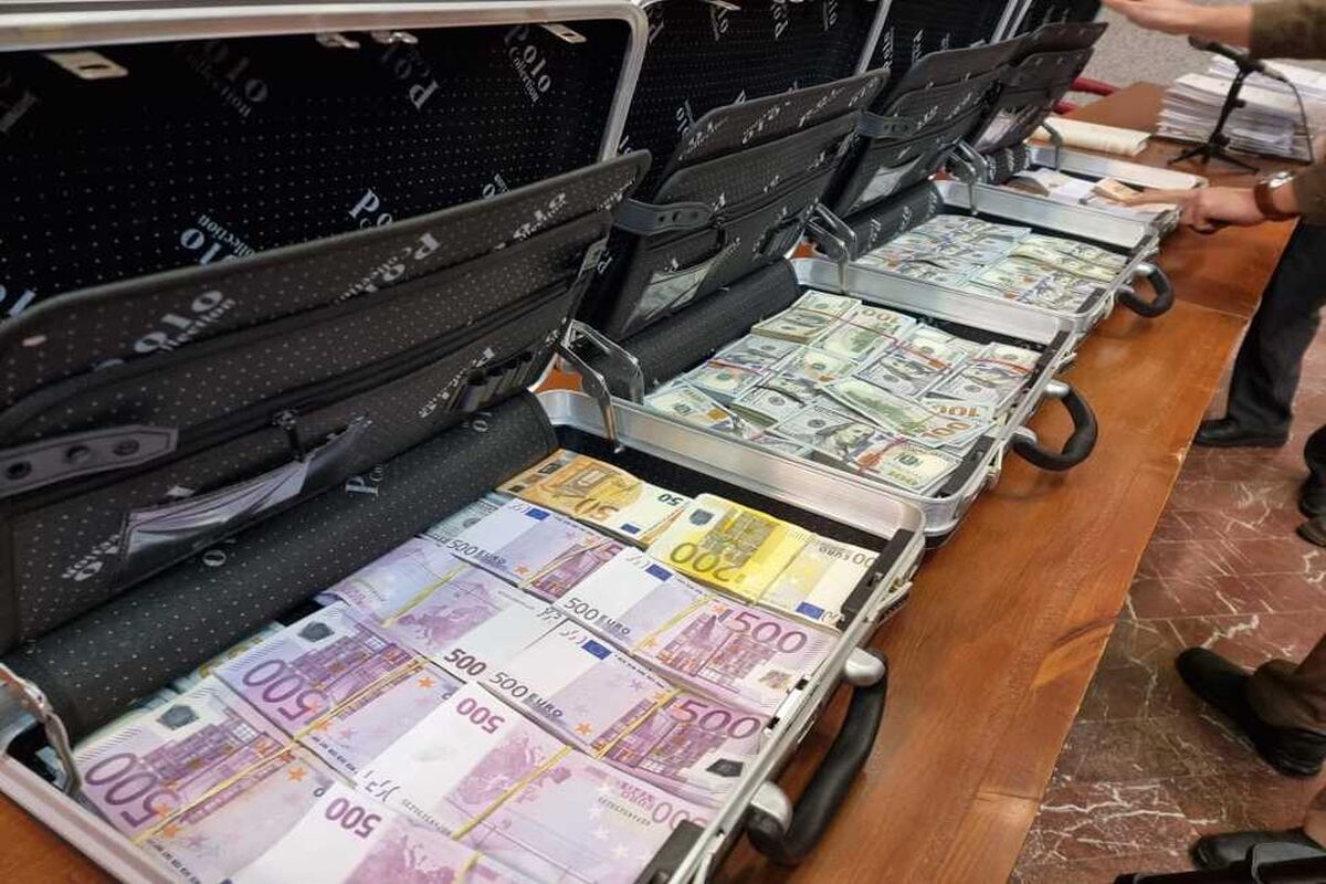 کیف‌های دلار و یوروهای رشوه در دادگاه شهرداری لواسان