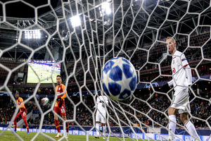 فاینورد، لورکوزن، منچستریونایتد، یوونتوس، رم و اسپورتینگ لیسبون صعود کردند