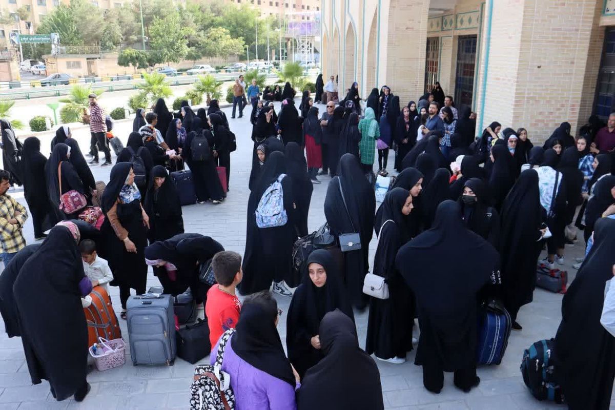 اعزام دختران زائر اولی