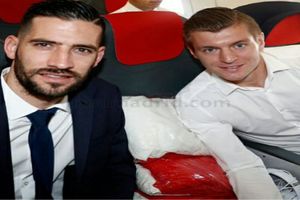 کاروان رئال در راه ناپل (عکس)