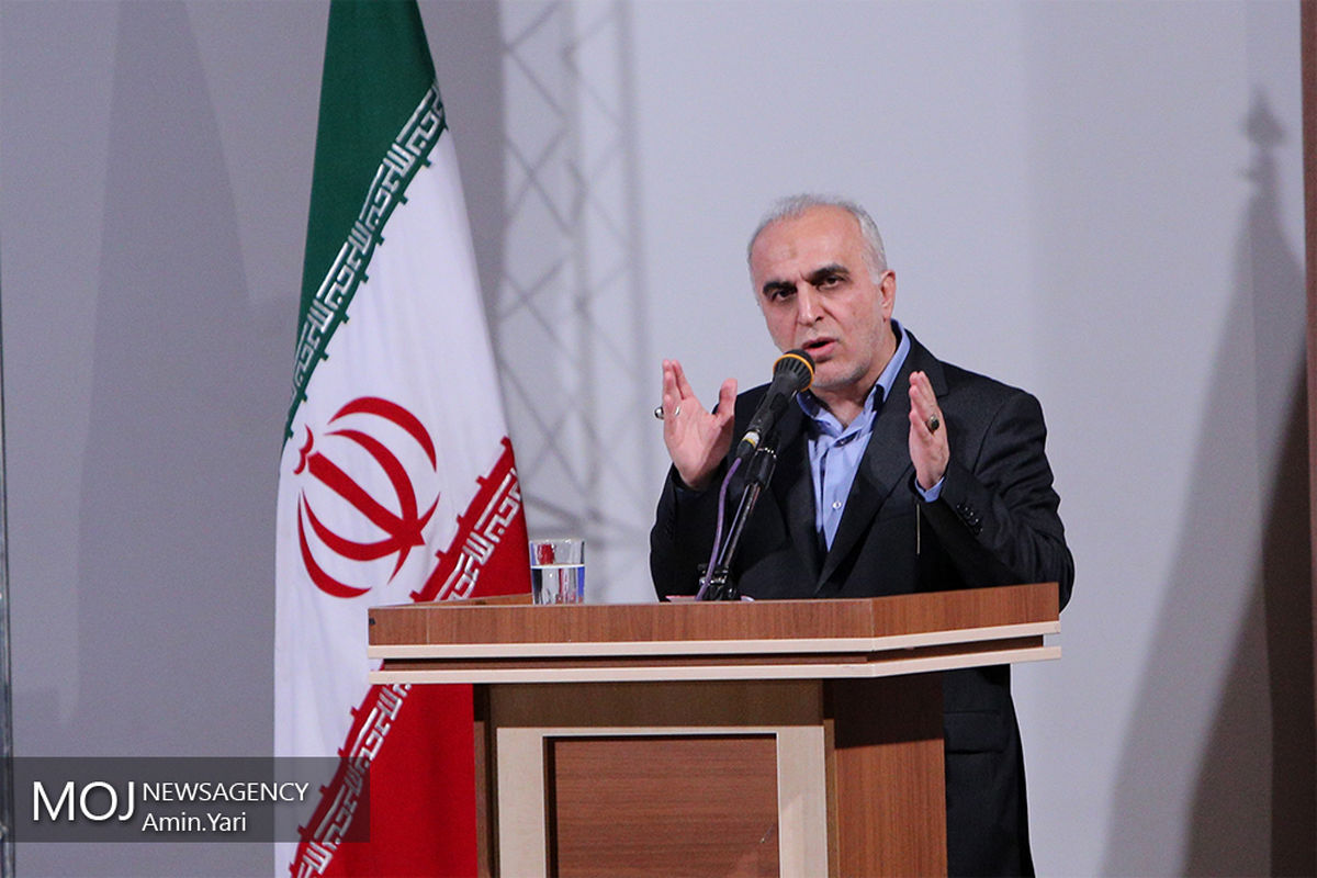 فرهاد دژپسند وزیر امور اقتصادی و دارایی