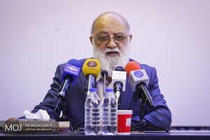 پیروز حناچی تا انتصاب شهردار جدید مدیر شهر است