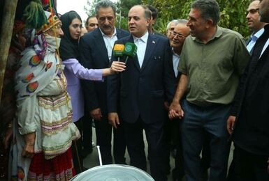 وزیر جهاد کشاورزی از سهم 70 درصدی عشایر و روستاییان در تولید محصولات کشاورزی خبر داد