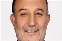 اکبریان: پرداخت بدهی‌های دولتی به بخش خصوصی زمینه ساز خروج از رکود است