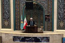 اقامه نماز عید فطر ساکنان و گردشگران کیش در اولین روز ۱۴۰۵+ تصاویر