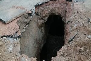 ریزش تونل هواساز قطارشهری در خیابان باقوشخانه