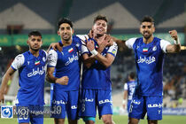 ساپینتو به ۴ بازیکن استقلال مقابل تراکتور استراحت داد