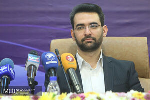 منتظر اعلام وزارت صنعت درباره وضعیت موبایل های گمرک هستیم