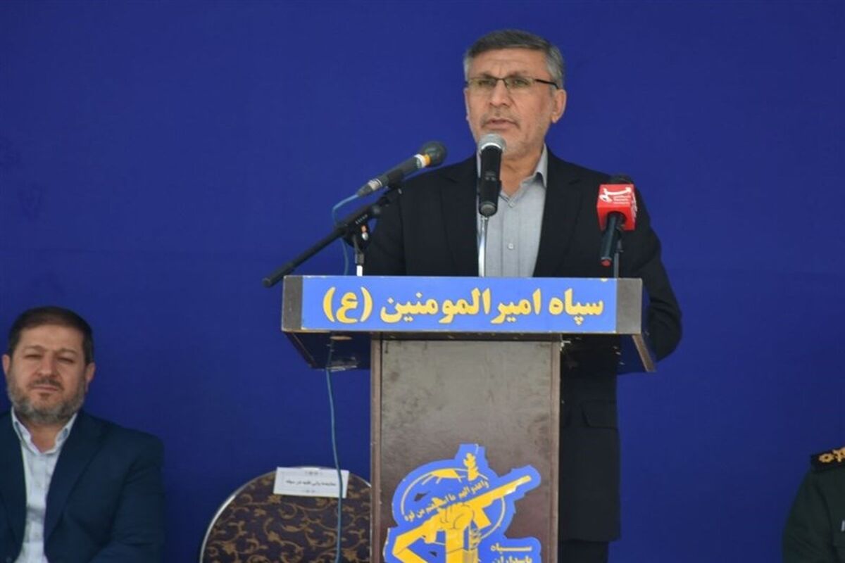 حسنی.