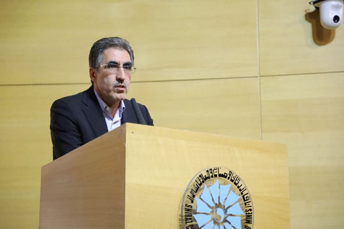 رئیس کمیسیون صنایع و معادن مجلس شورای اسلامی
