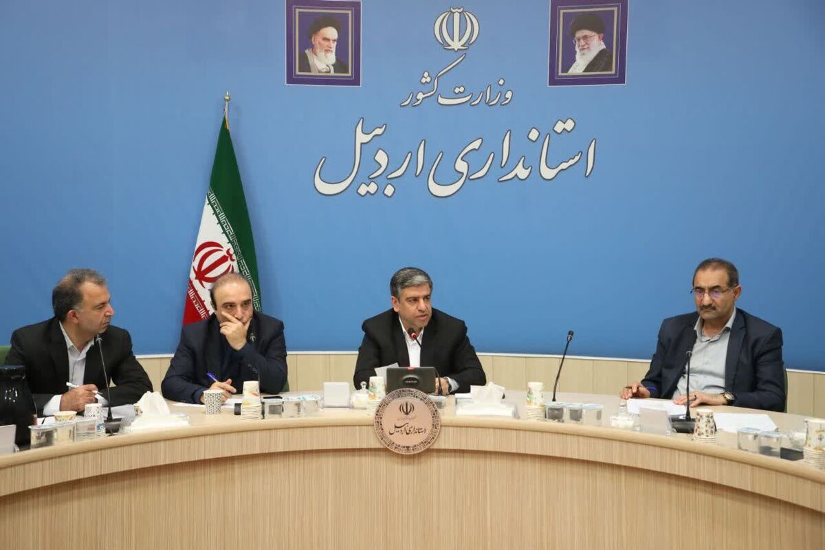 استاندار اردبیل. 