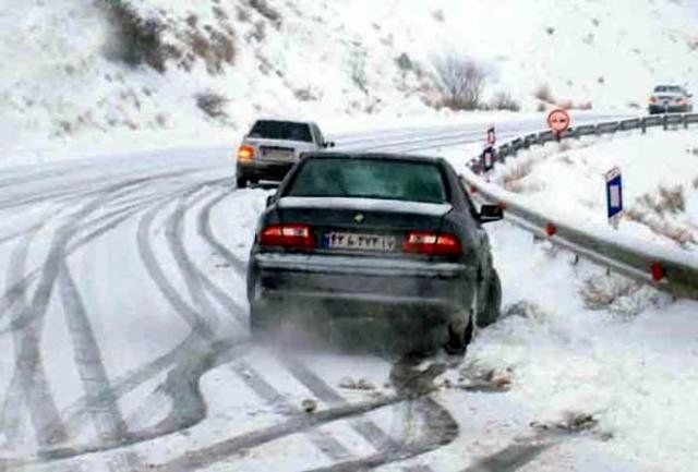 محورهای مواصلاتی در استان اصفهان لغزنده است