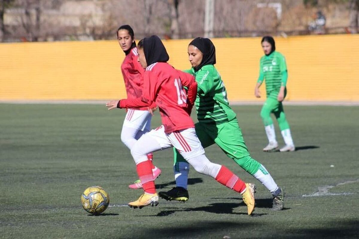 فوتبال بانوان 