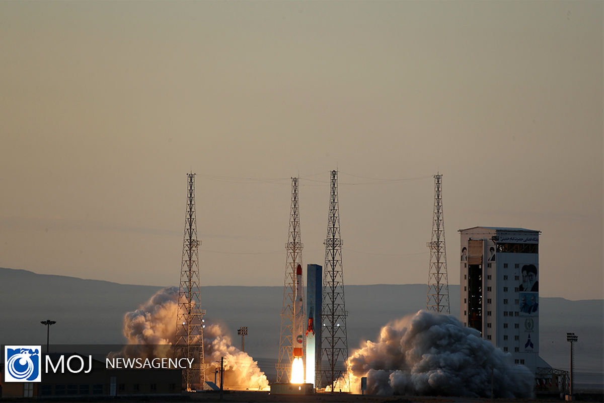 پرتاب موفق تحقیقاتی ماهواره‌ بر سیمرغ