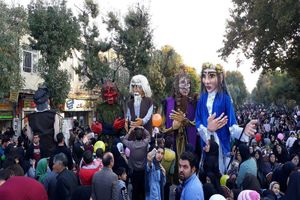 شرحی بر تئاتر کروکودیل