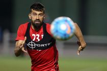 رامین رضاییان قرارداد خود را با باشگاه الشحانیه تمدید کرد